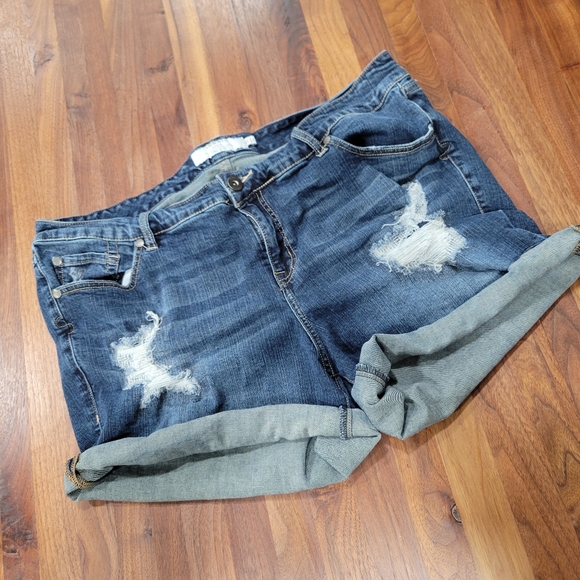 torrid Pants - Torrid Denim Distressed Shorts Size 20